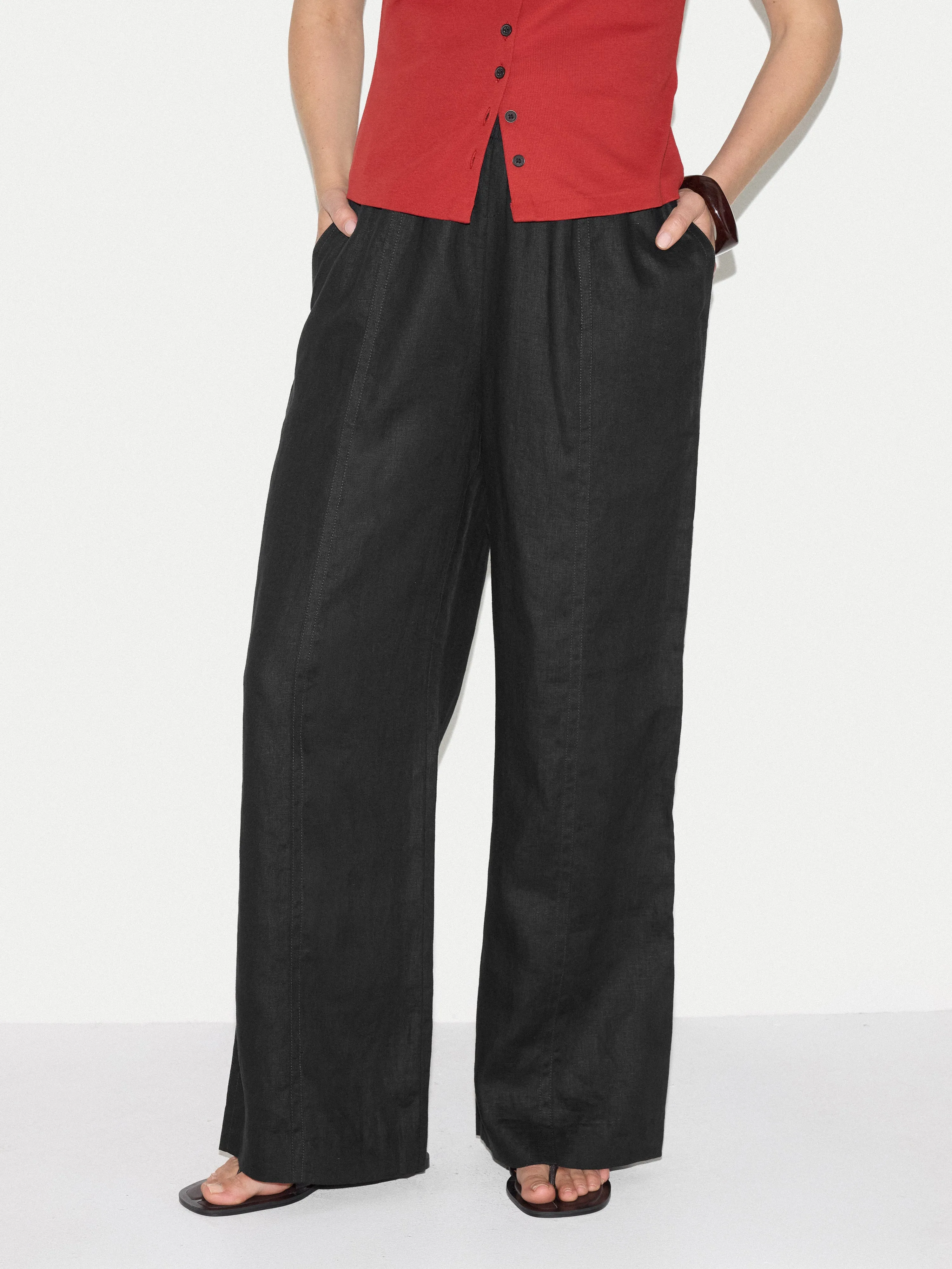 Linen Wide Leg Trouser | Black sold by Jigsaw product image thumbnail 3