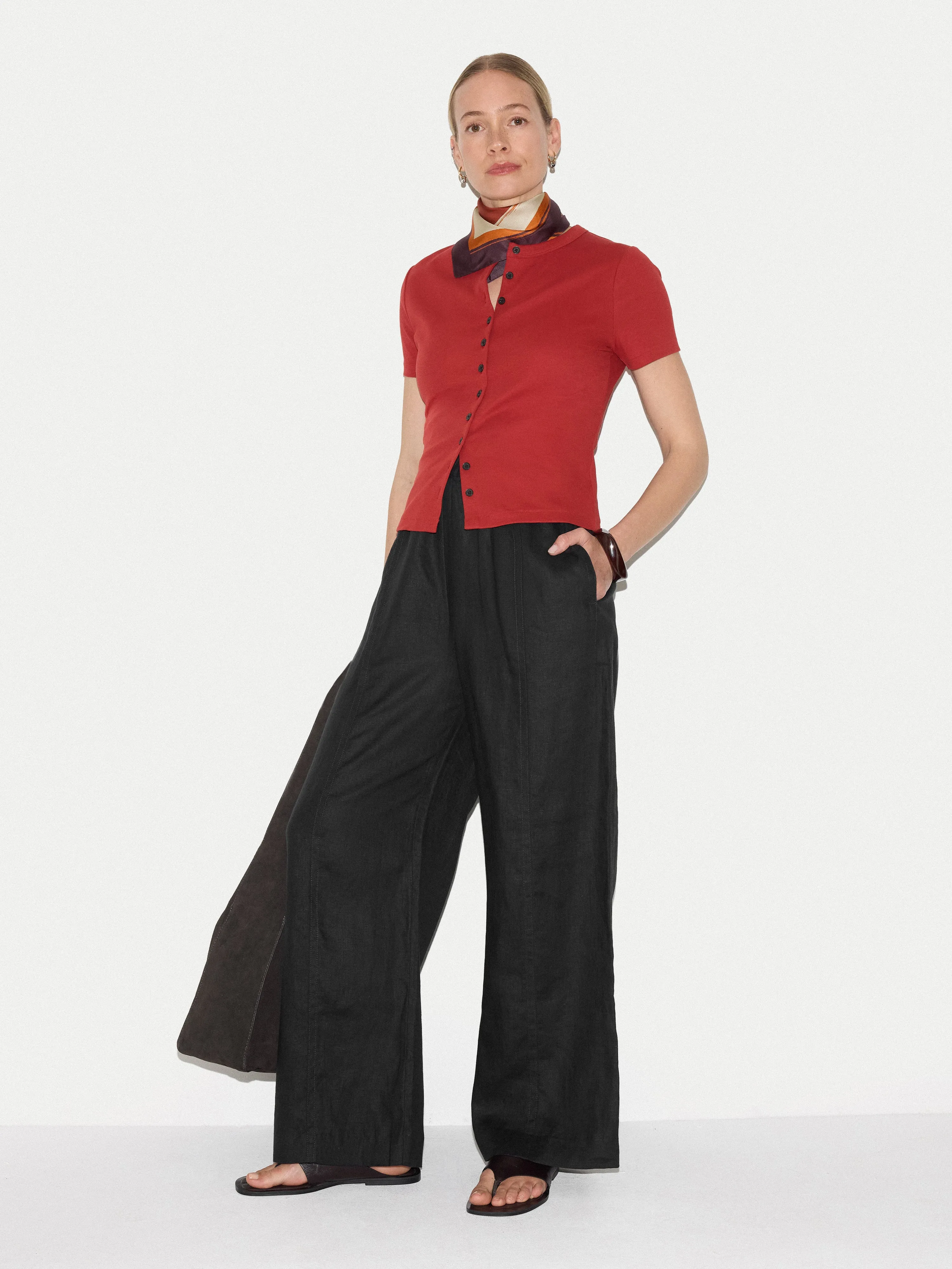 Linen Wide Leg Trouser | Black sold by Jigsaw product image thumbnail 2