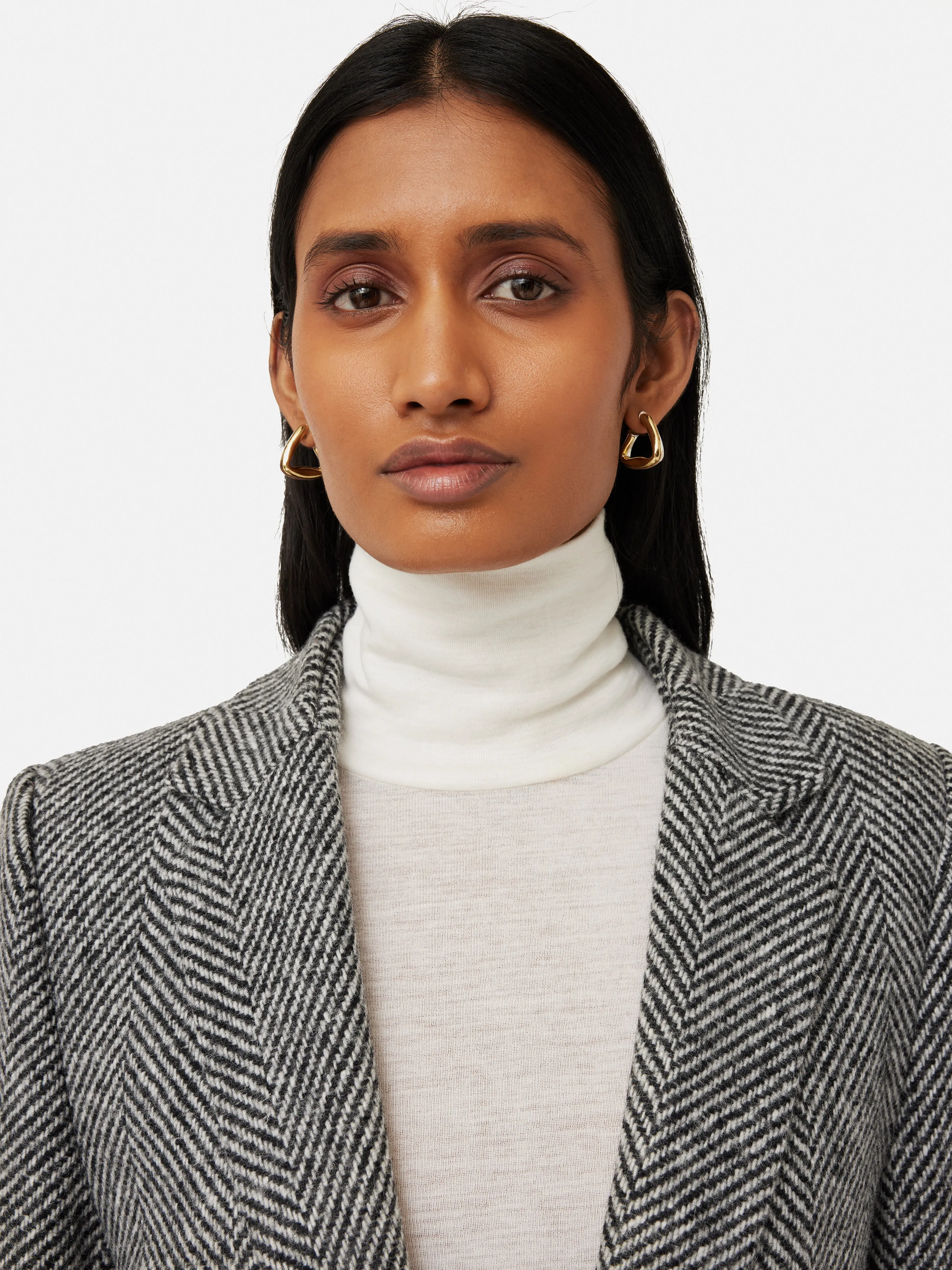 Wool Herringbone Langford Coat | Black sold by Jigsaw product image thumbnail 5