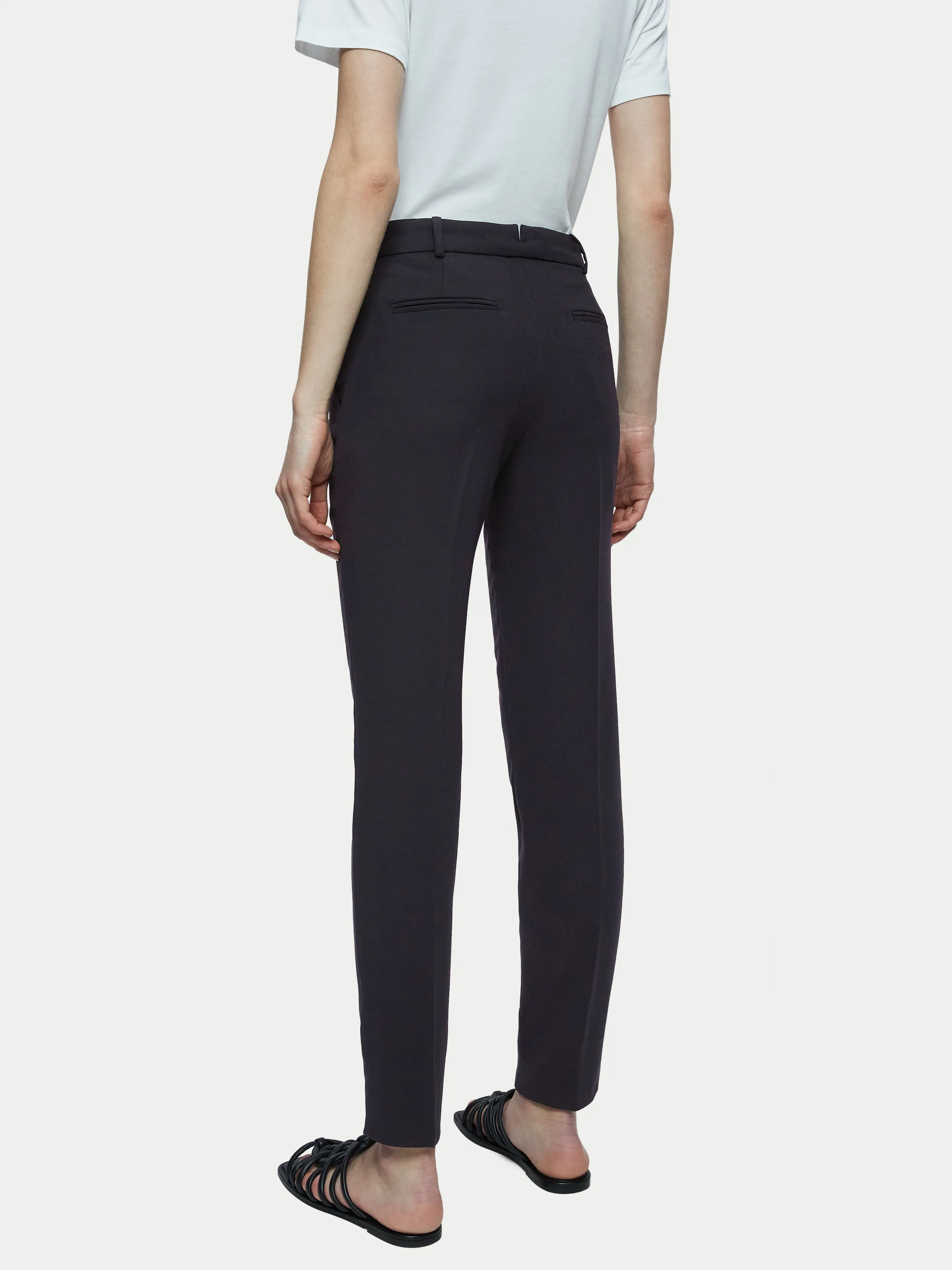 Fluid Twill Palmer Trouser | Black sold by Jigsaw product image thumbnail 5
