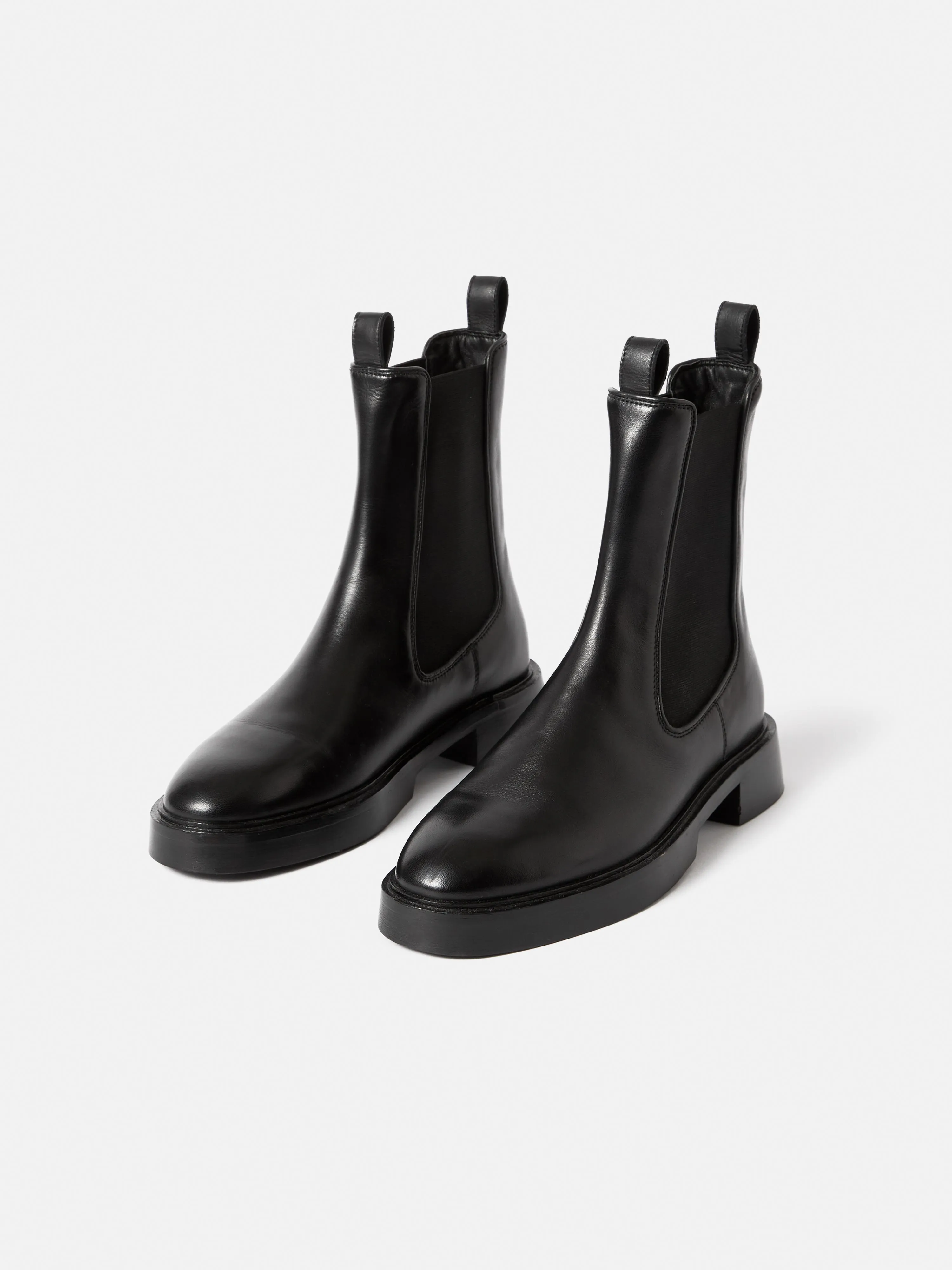 Chelsea Boot | Black sold by Jigsaw product image thumbnail 3