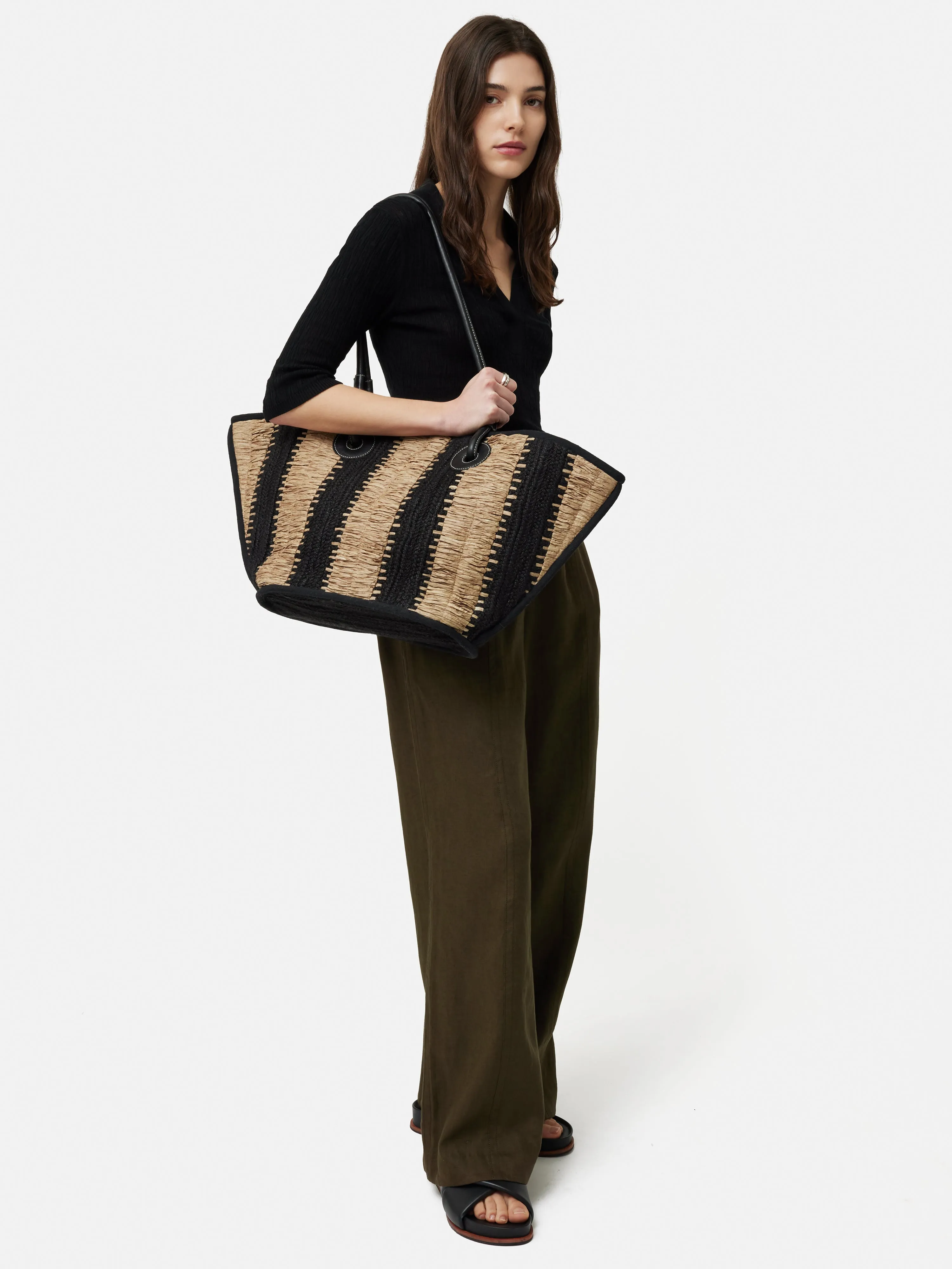 Linen Wide Leg Trouser | Green sold by Jigsaw product image thumbnail 3