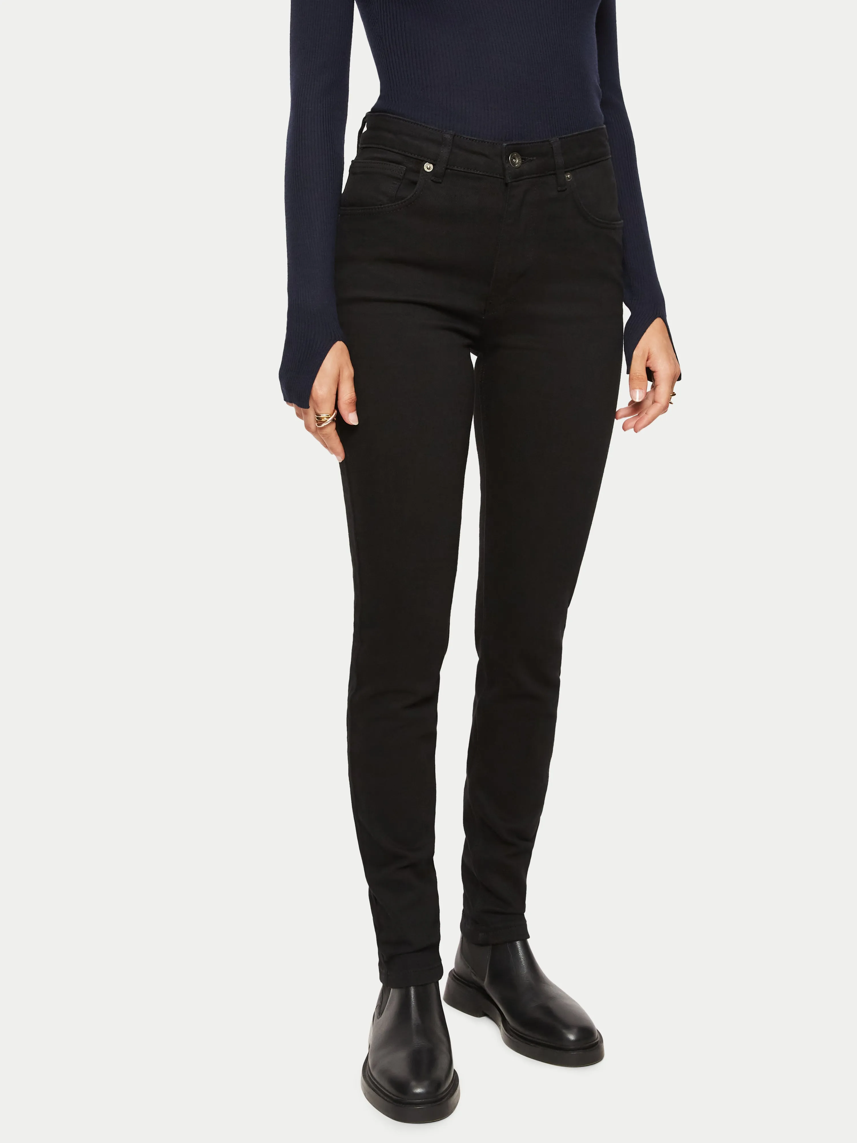 30" Hayne Slim Leg Jean | Black sold by Jigsaw