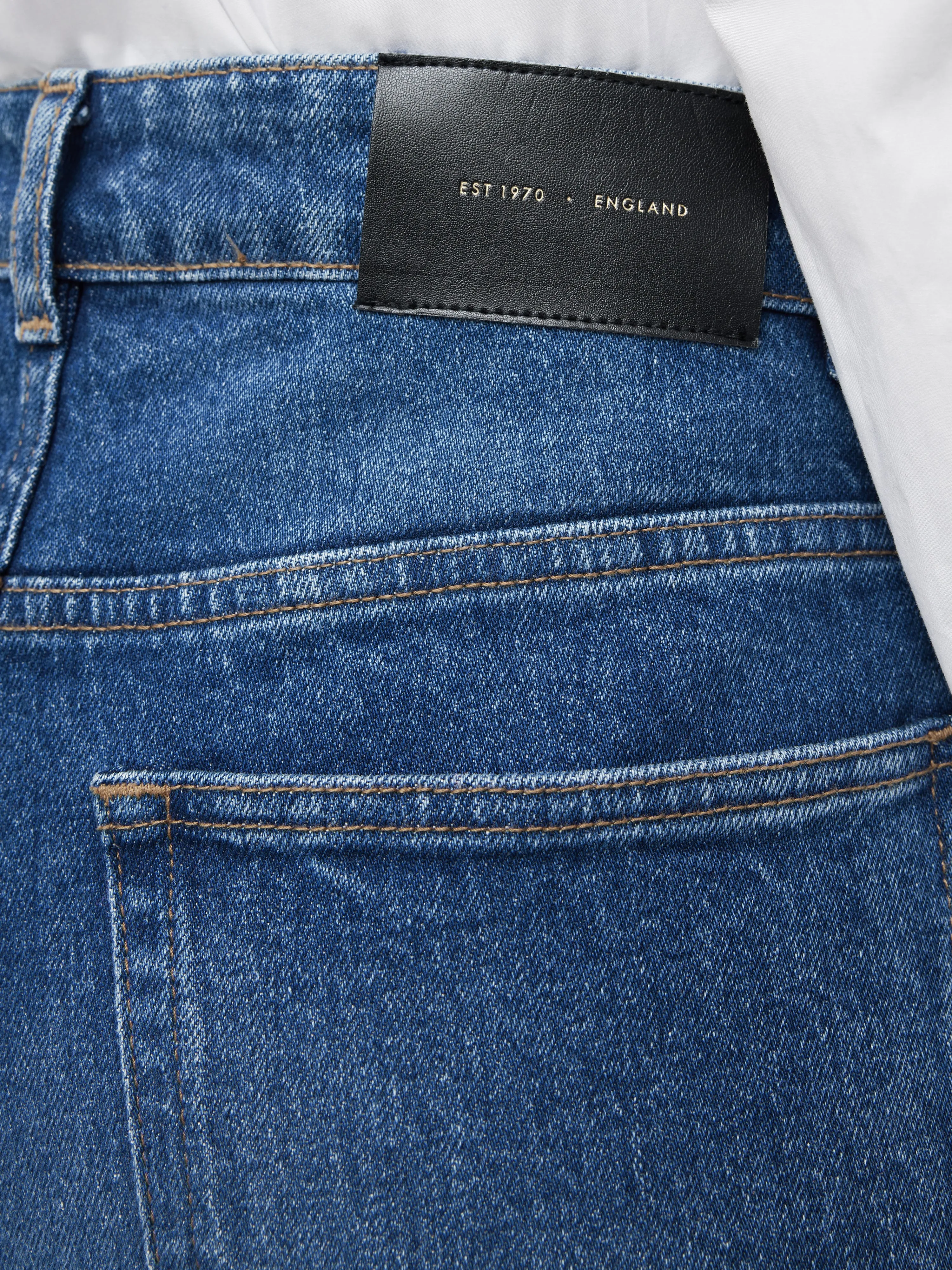 Regent Straight Leg Jean | Vintage Mid Blue sold by Jigsaw product image thumbnail 4