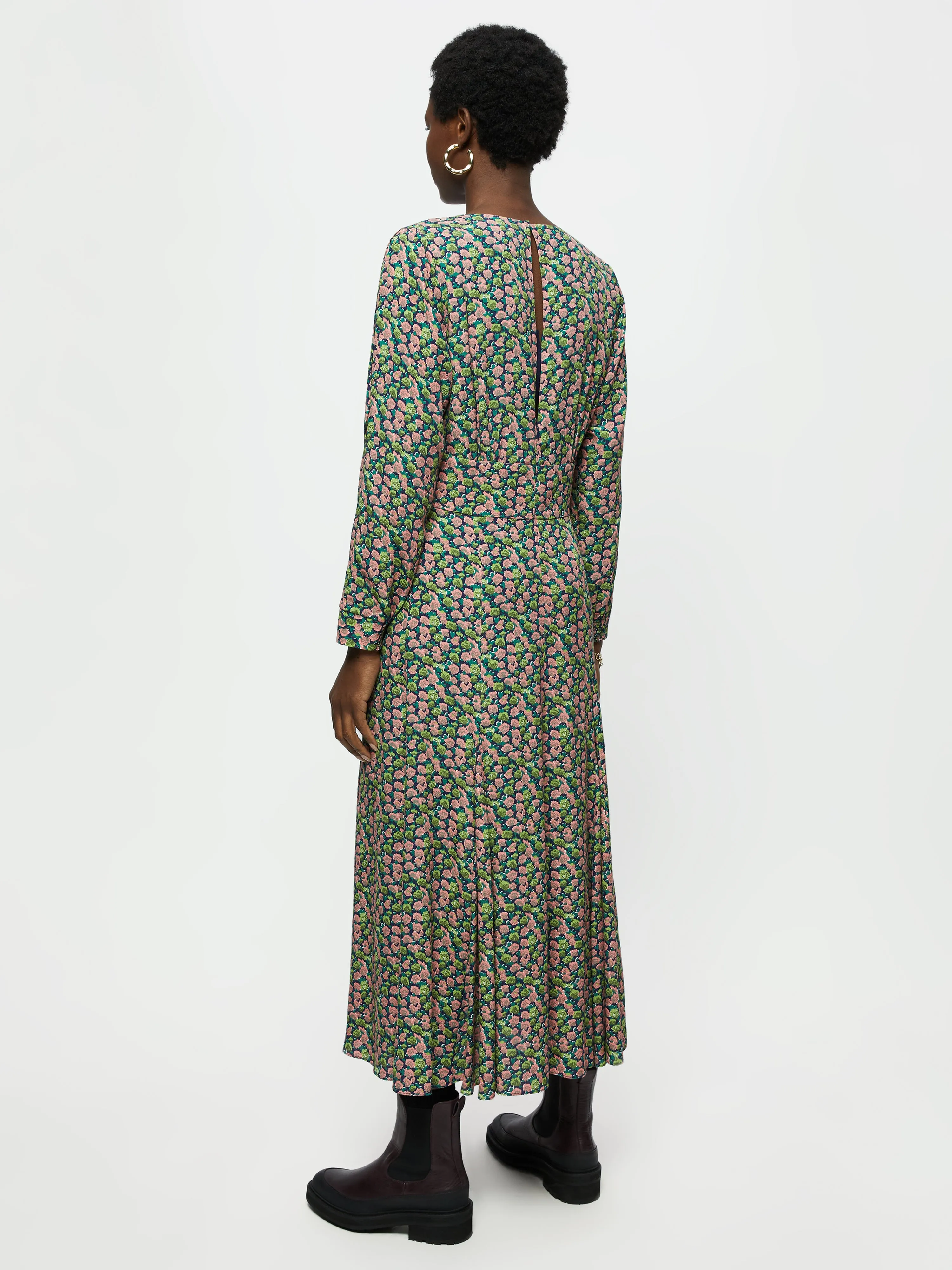 Hydrangea Midi Tea Dress | Green sold by Jigsaw product image thumbnail 5