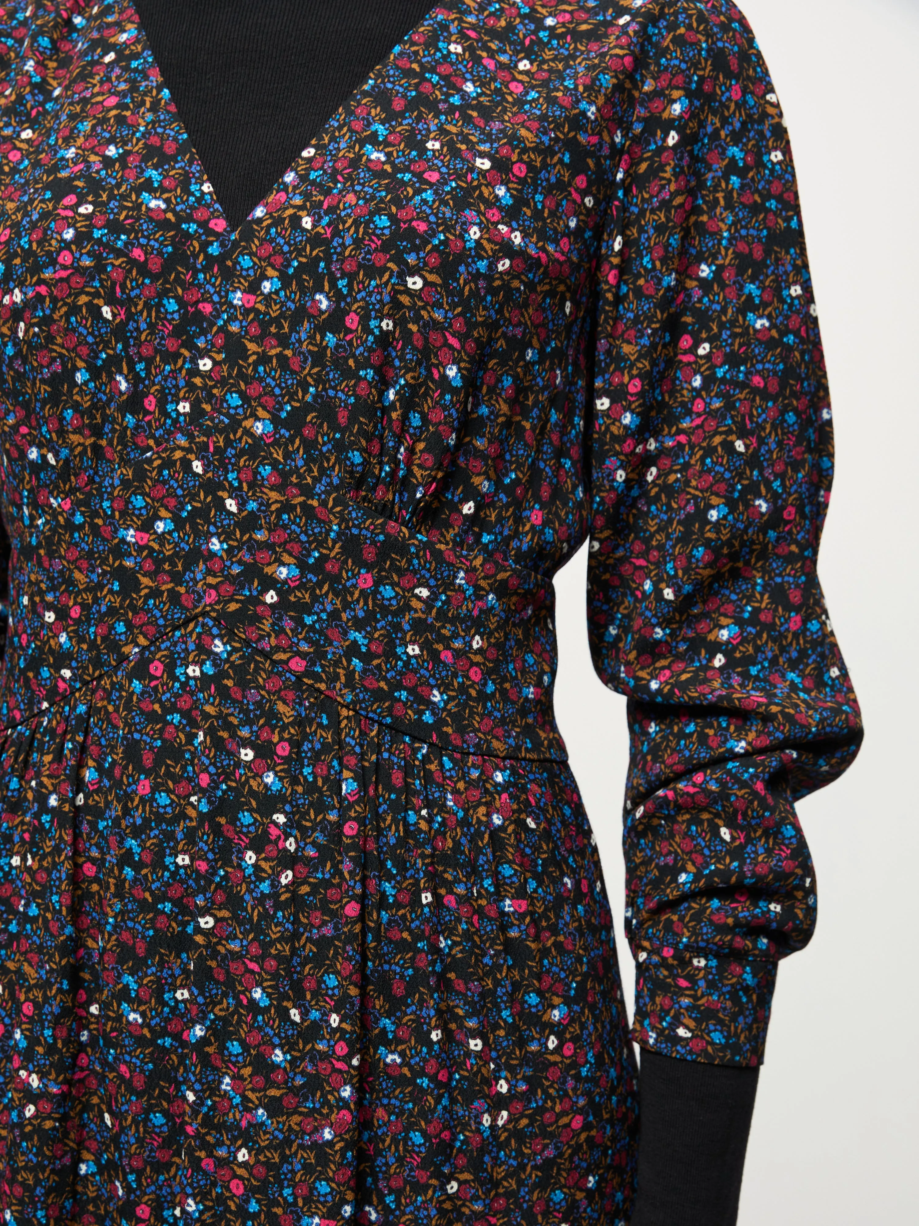 Modern Ditsy Midi Tea Dress | Multi sold by Jigsaw product image thumbnail 5