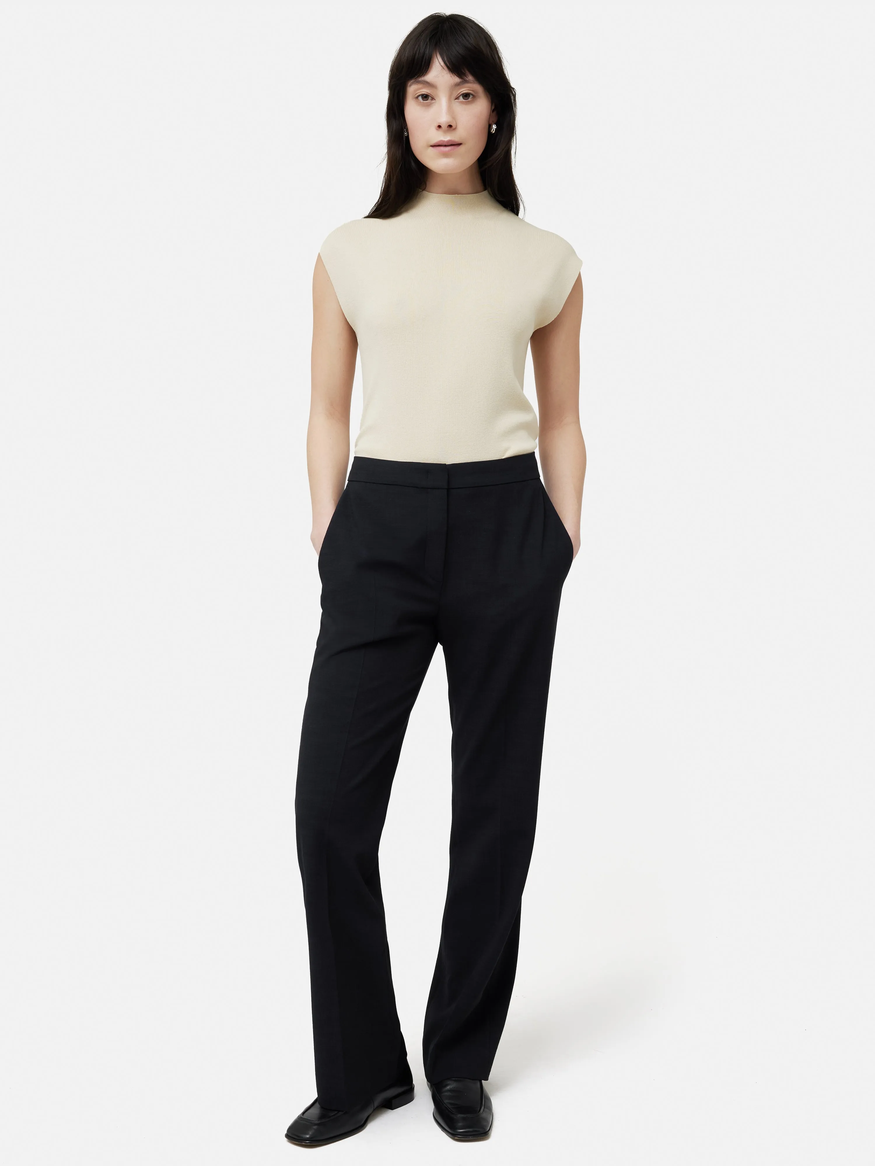 Short Crosshatch Mason Trouser | Navy sold by Jigsaw product image thumbnail 3