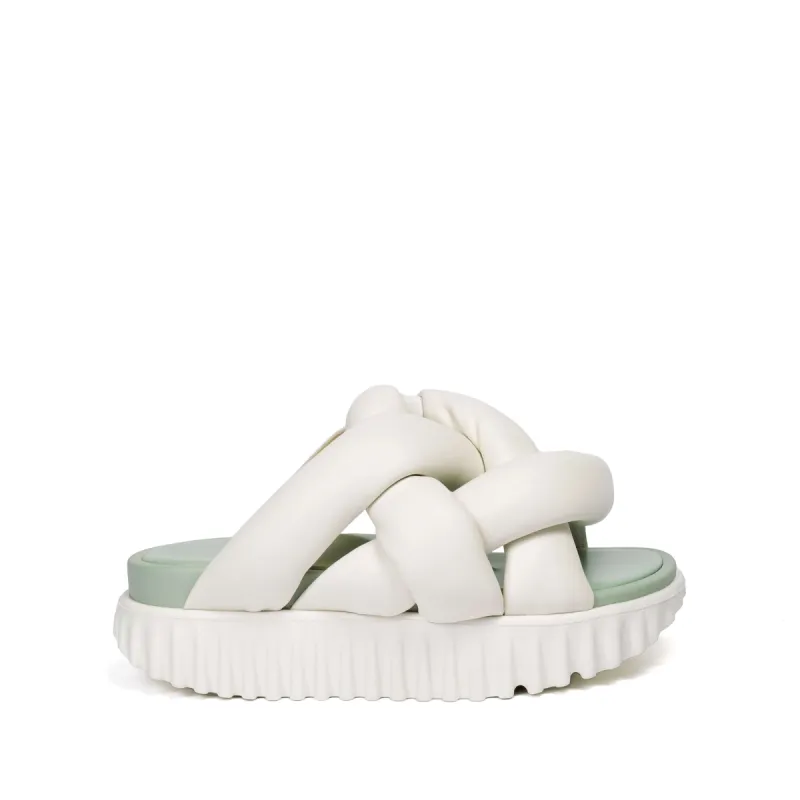 WAFFO PRETZEL WHITE made by 4CCCCEES