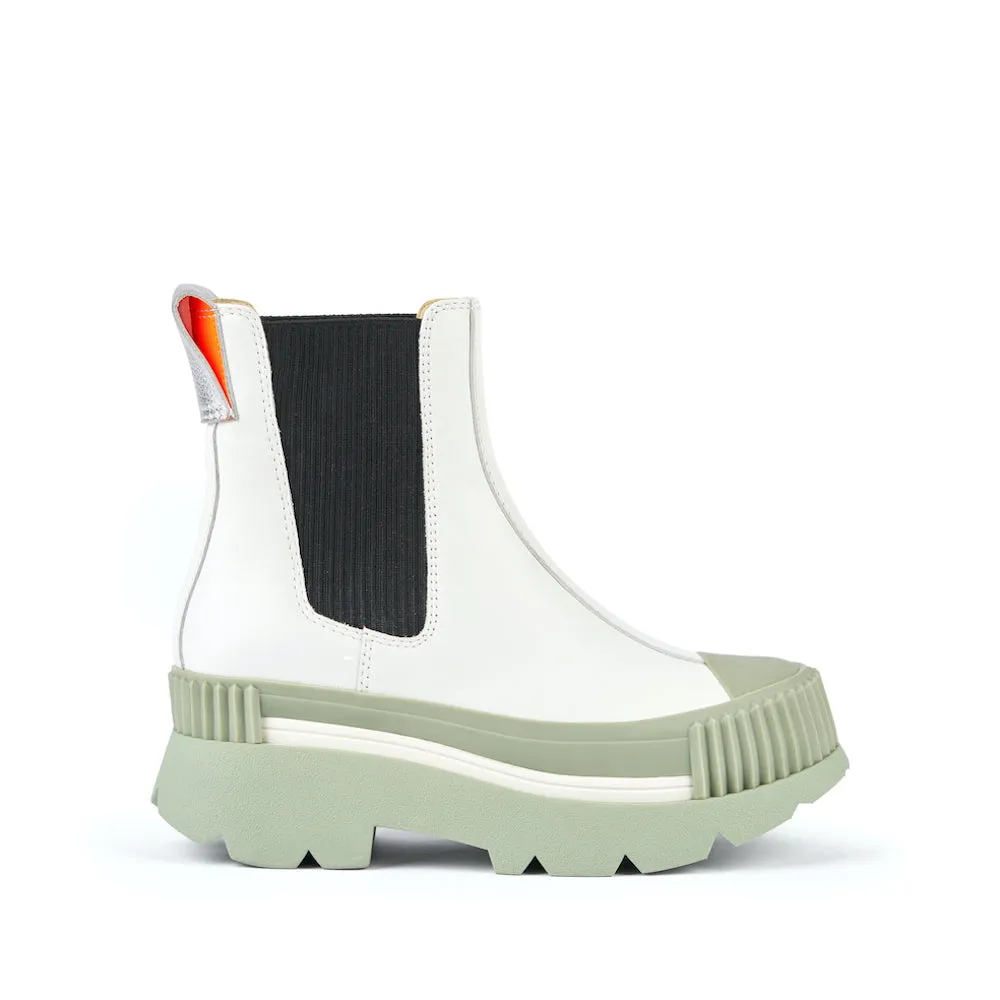 ESKER CHELSEA WHITE sold by 4CCCCEES