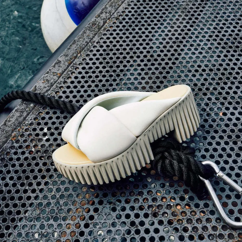 PLIA ANDA IVORY sold by 4CCCCEES