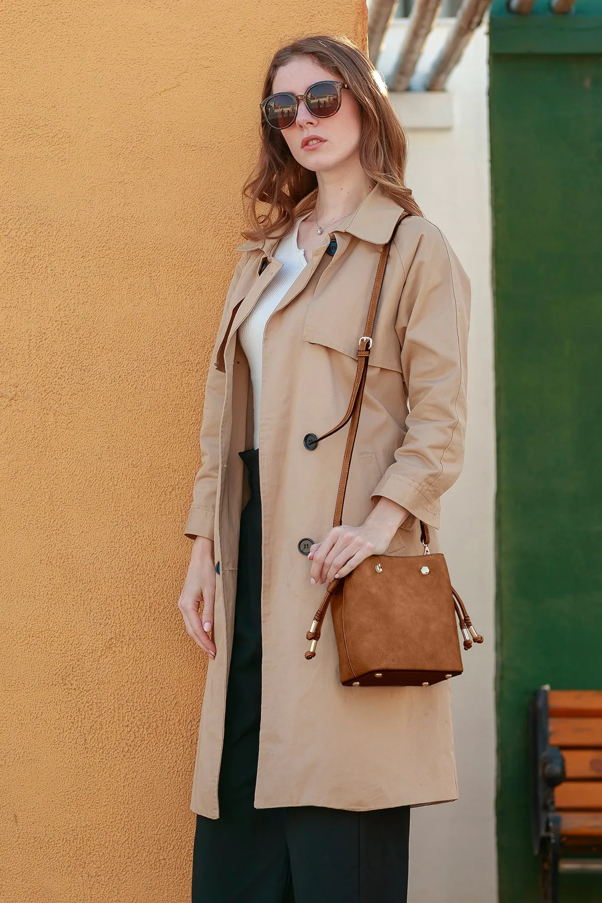 Rain Vegan Bucket Bag sold by Jen & Co. product image thumbnail 5