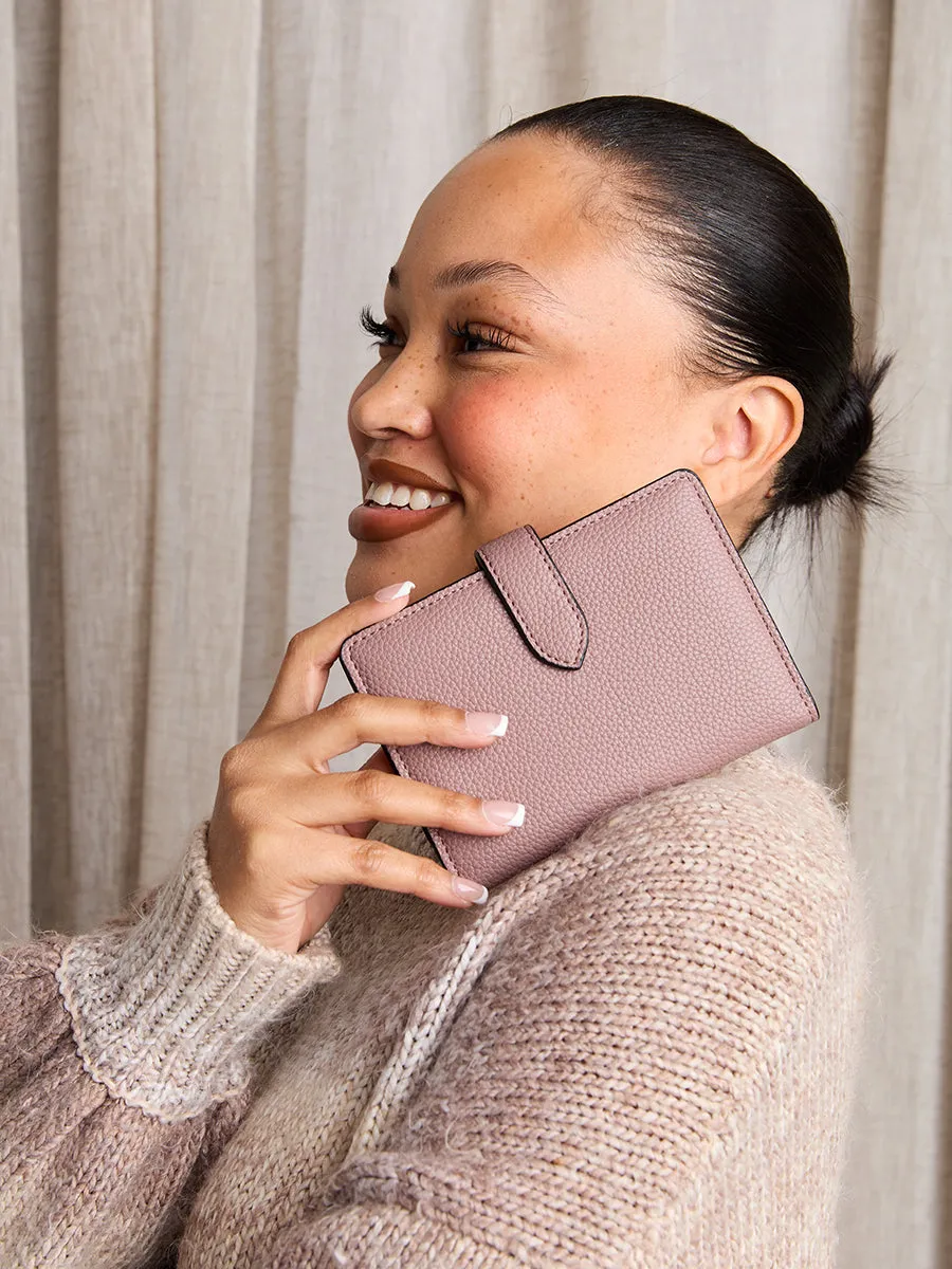 Jane Vegan Snap Wallet sold by Jen & Co. product image thumbnail 5