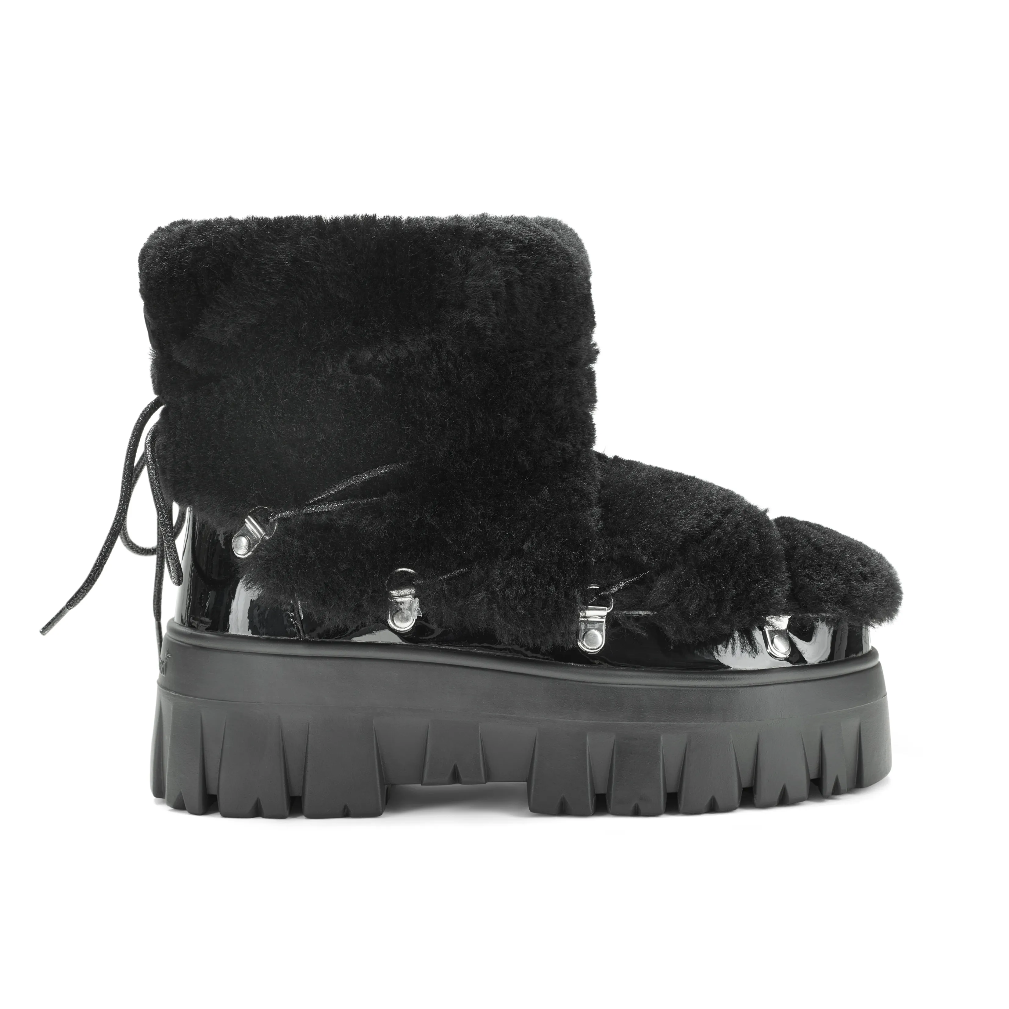 Lug Tread Shearling Snow Boots - Short Black sold by My Sunday Ski product image thumbnail 5