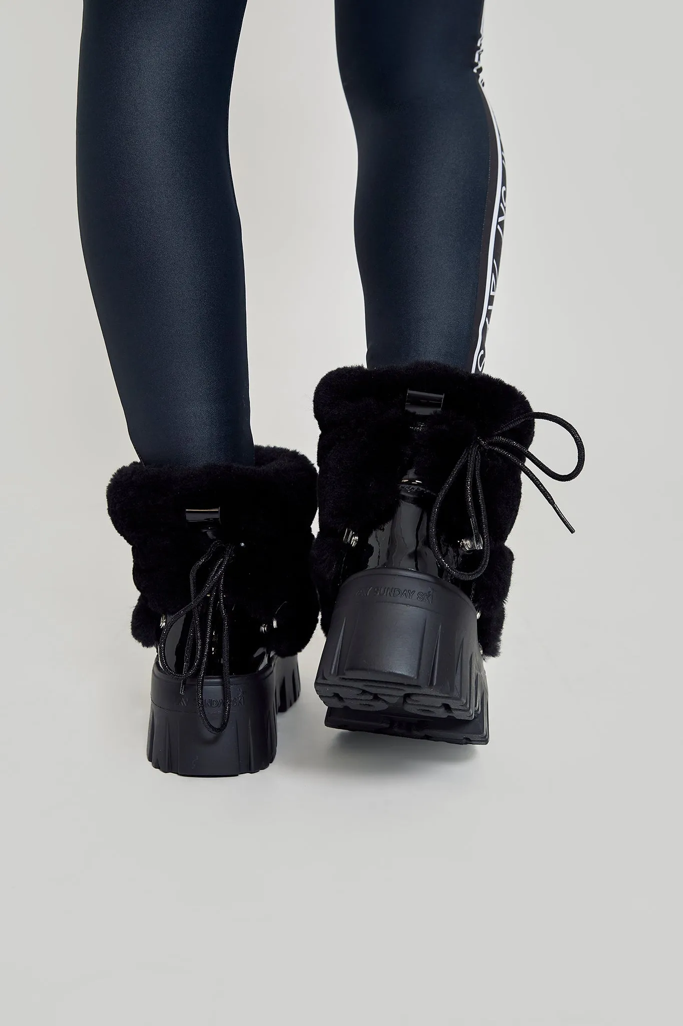 Lug Tread Shearling Snow Boots - Short Black sold by My Sunday Ski product image thumbnail 3