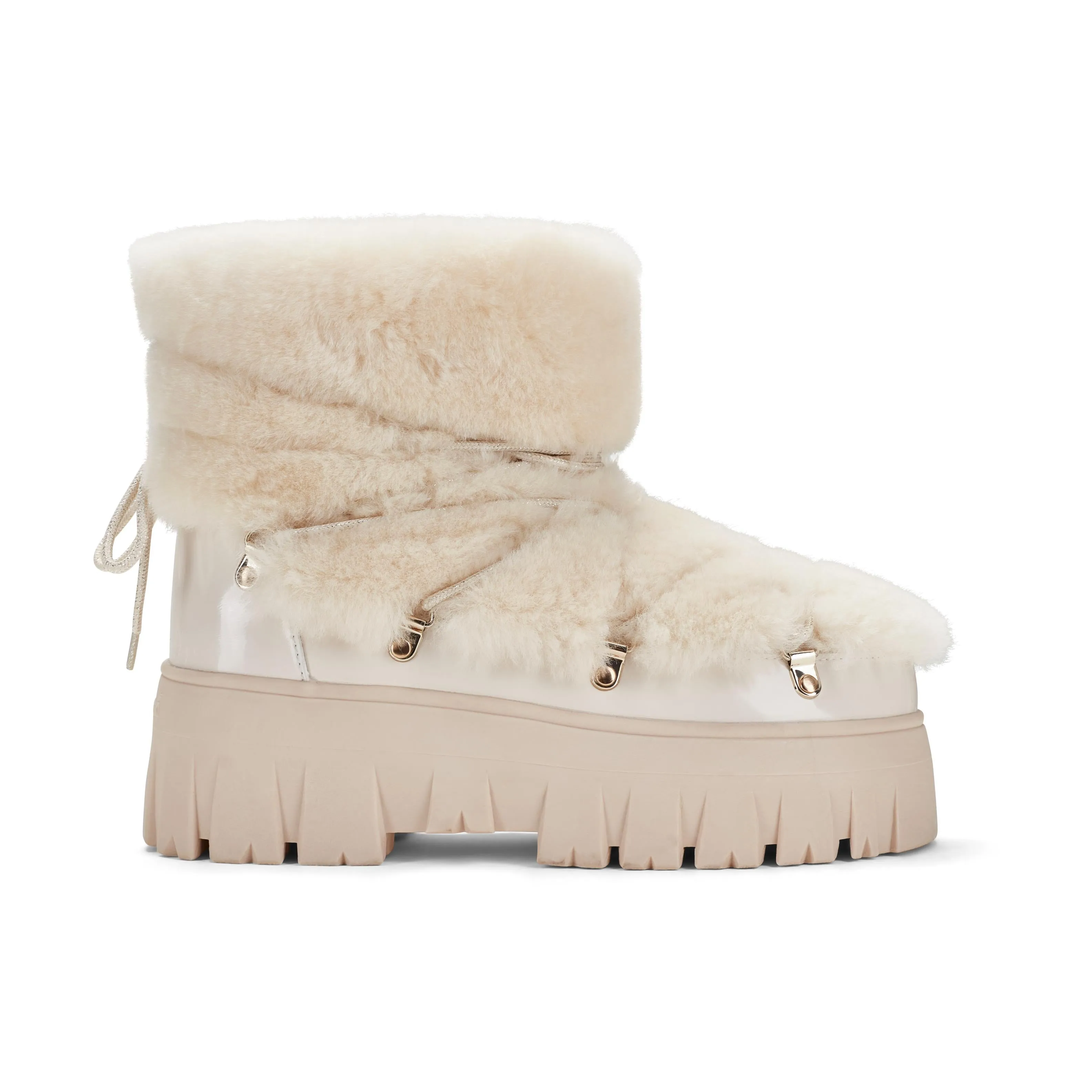 Lug Tread Shearling Snow Boots - Short Cream sold by My Sunday Ski product image thumbnail 5