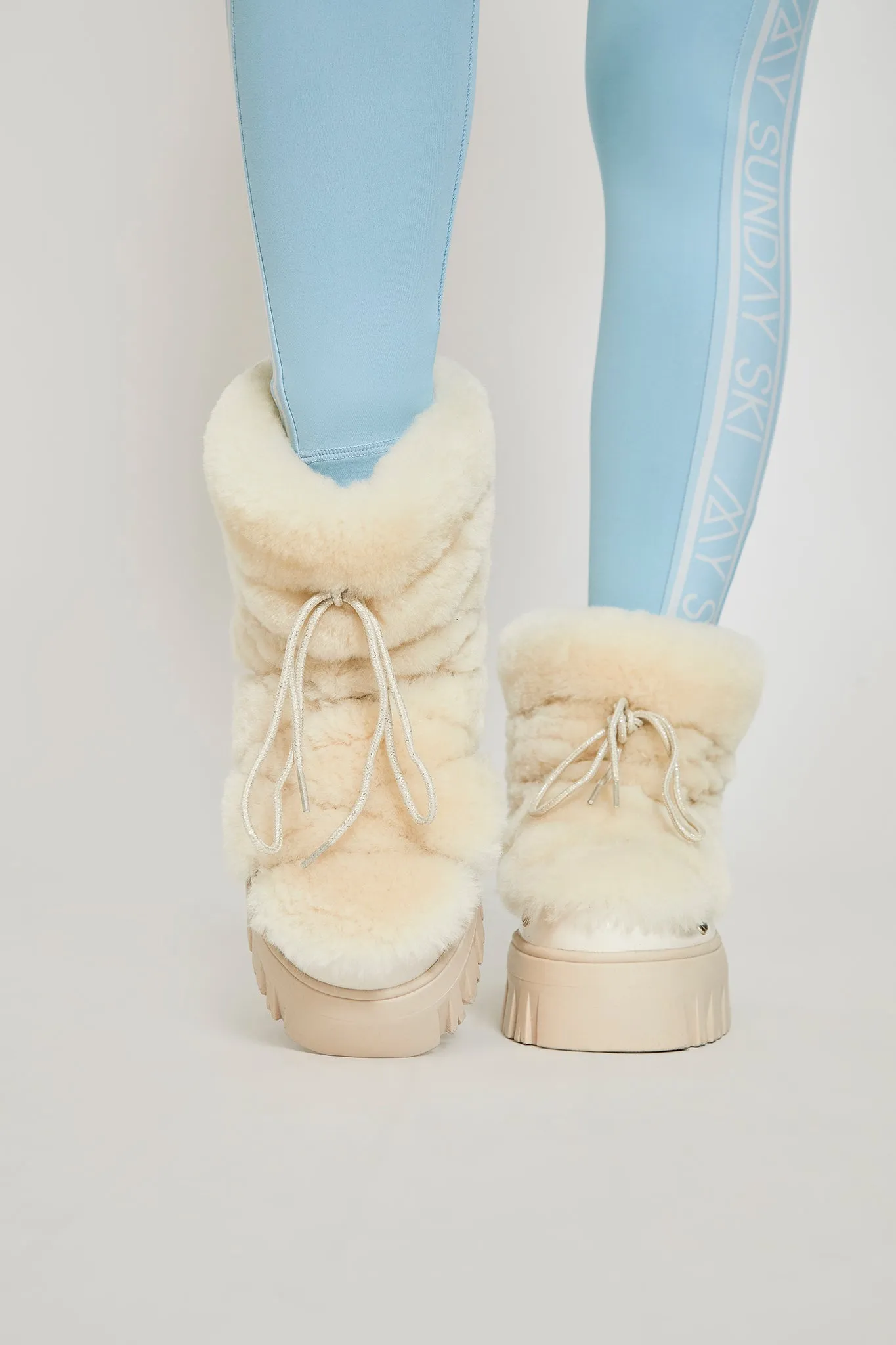 Lug Tread Shearling Snow Boots - Short Cream sold by My Sunday Ski product image thumbnail 2